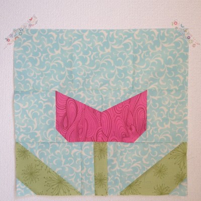 Modern Tulip Quilt Block