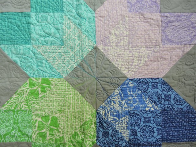 Aurora block quilting