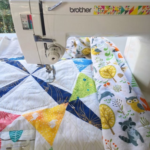 Cartwheeling quilt top quilting