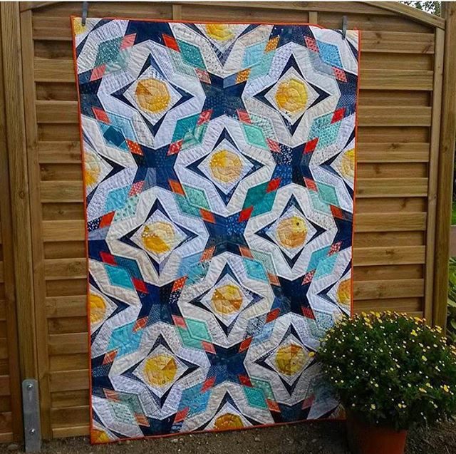 Hidden Gem quilt by sunset.sewing Free tutorial at BlossomHeartQuilts.com