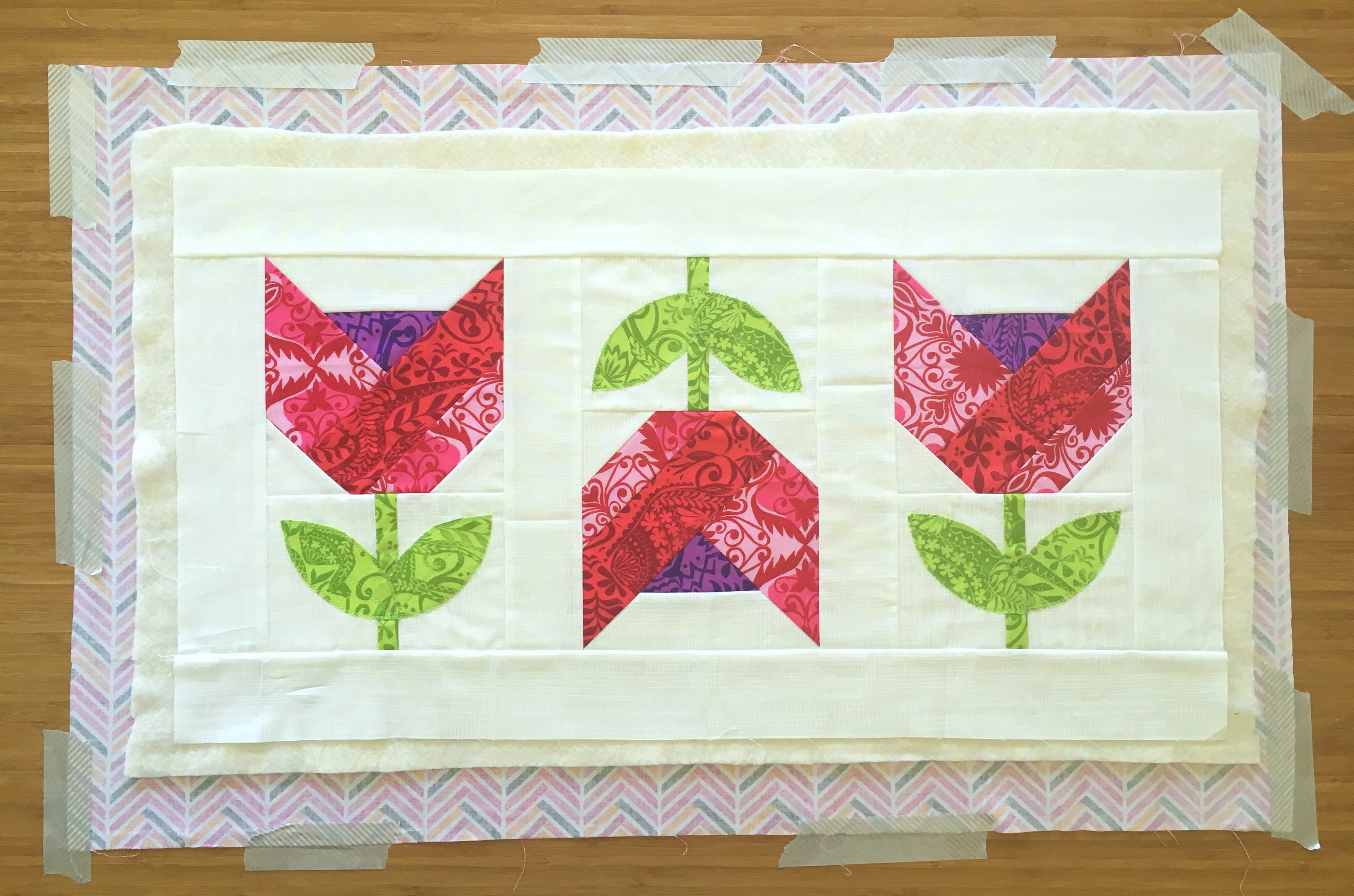 How to spray baste a king-sized quilt – Quilt Addicts Anonymous