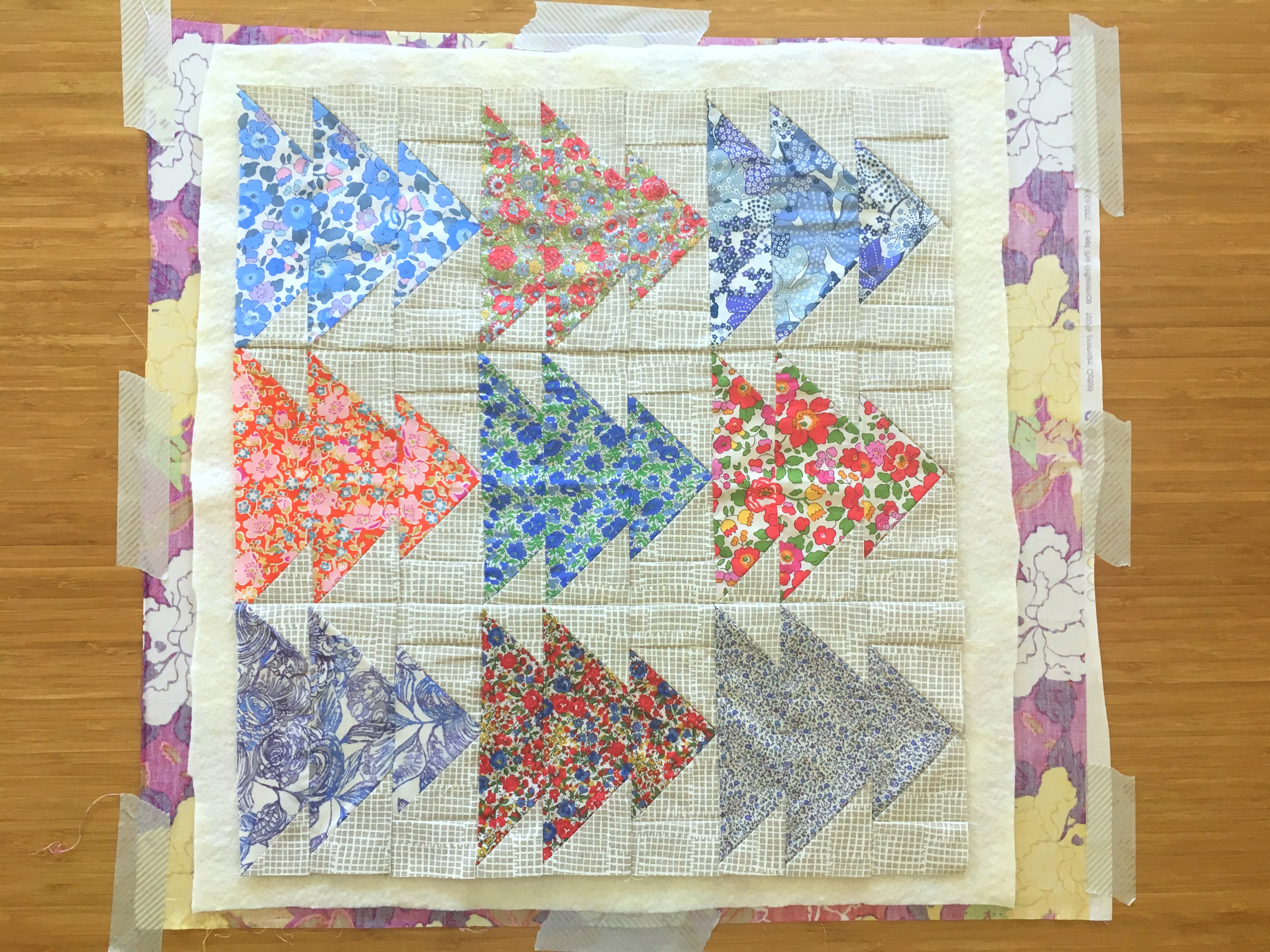 How to spray baste a king-sized quilt – Quilt Addicts Anonymous