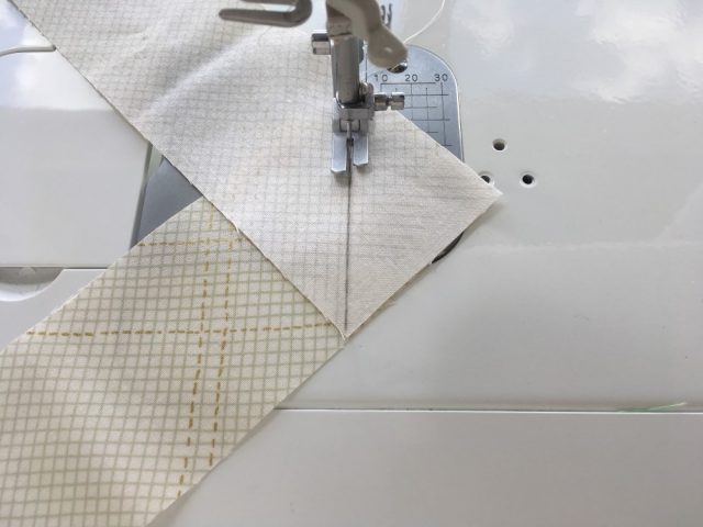 Making binding strips for a quilt