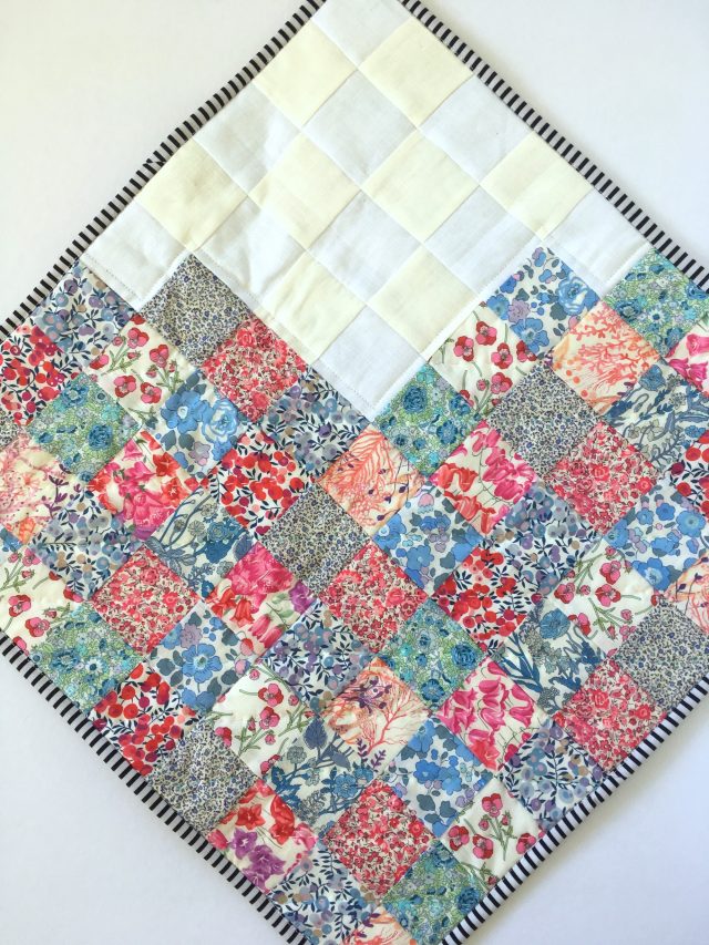 Entwined patchwork heart Liberty mini quilt pattern by BlossomHeartQuilts.com