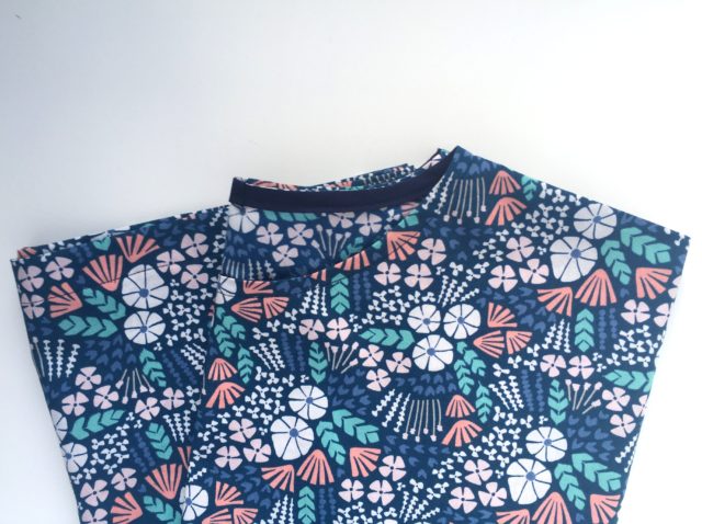 Organic cotton poplin top in navy coral and aqua