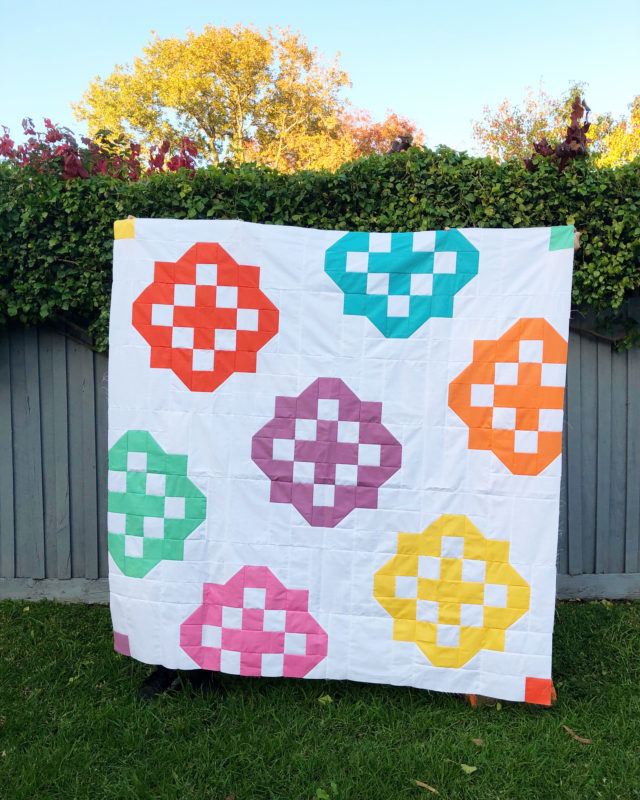 Modern solids quilt