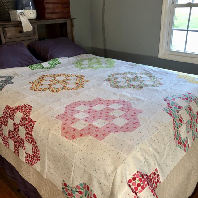 Easy bed quilt pattern