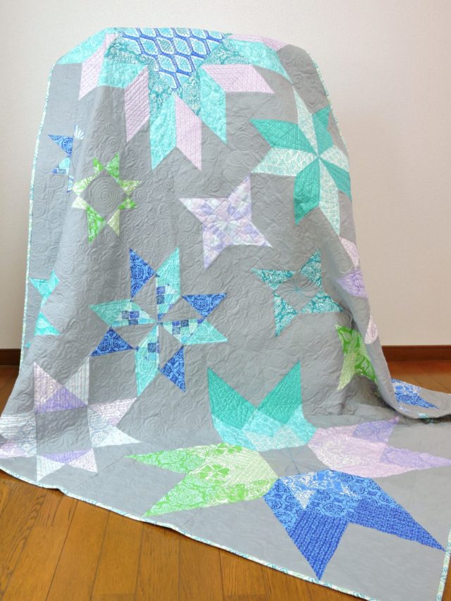 Aurora sampler quilt with free motion quilting