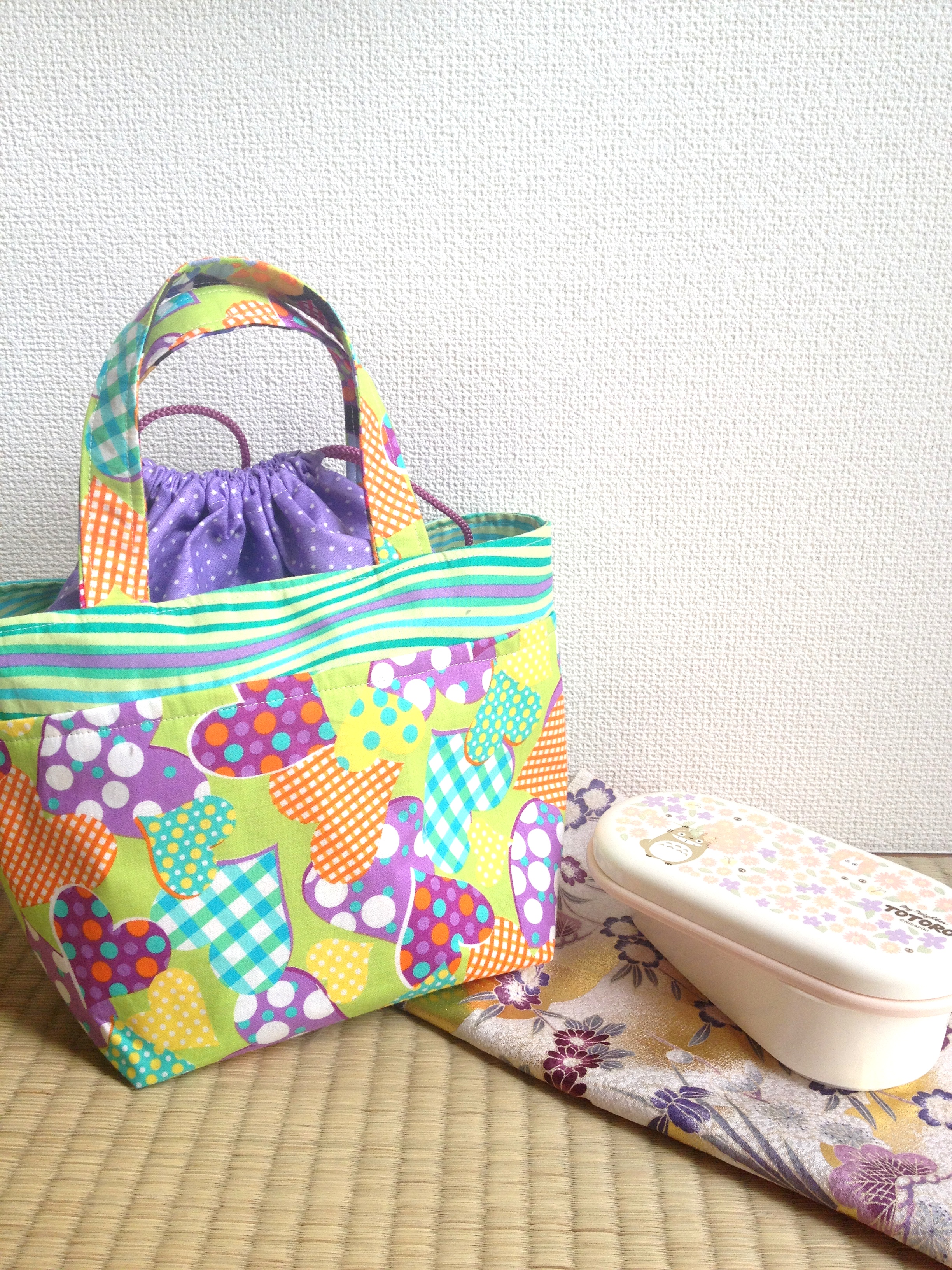 Finish: Colourful Bento Bag